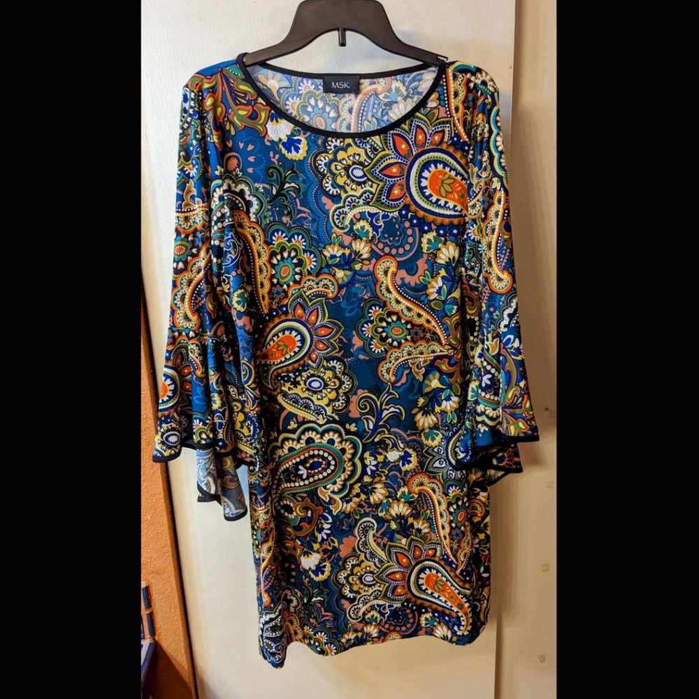 Flare Sleeved Paisley Dress